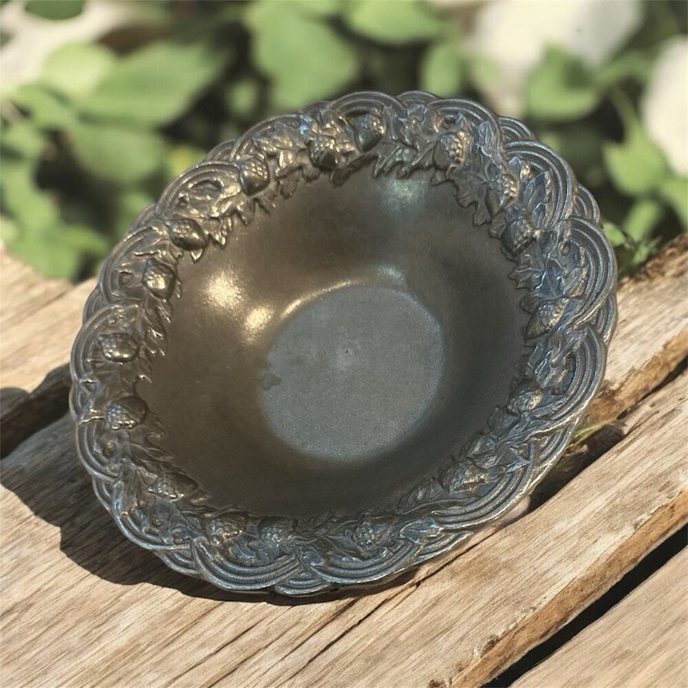 Vintage Pewter RWP Wilton Armetale Oak Leaf & Acorn Serving Salad Bowl USA made